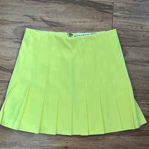 Alice + Olivia Neon Lemon Pleated Mini Skirt
